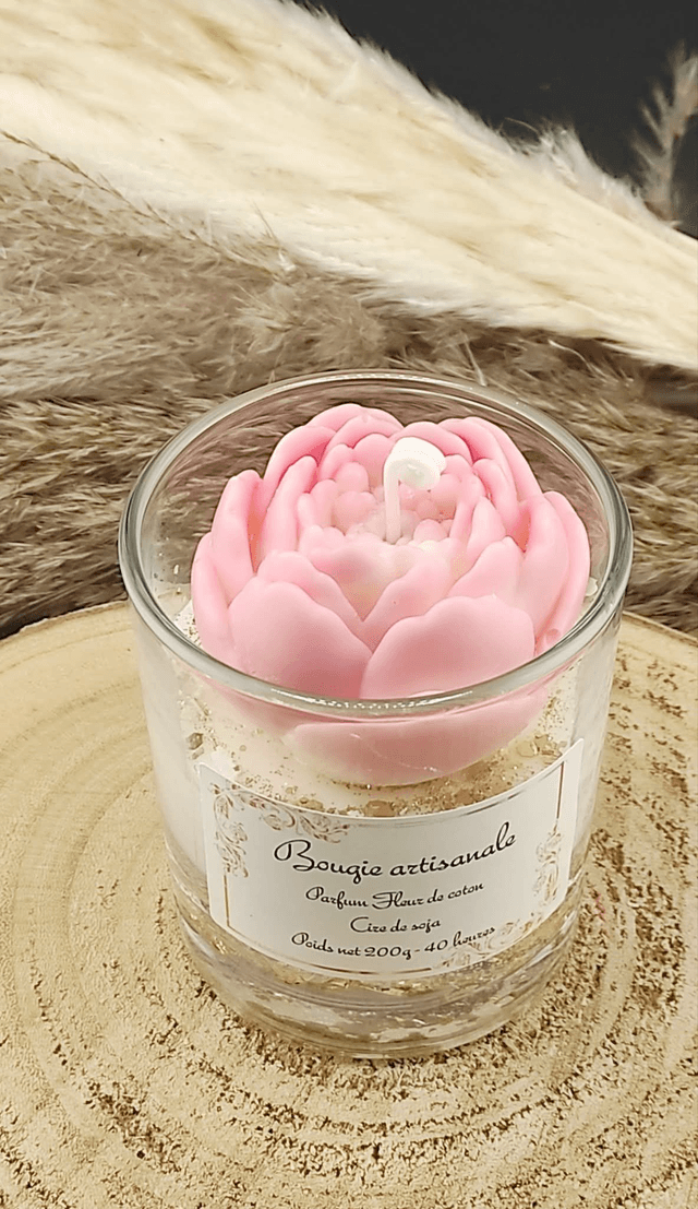 Bougie transparente fleur moulée 